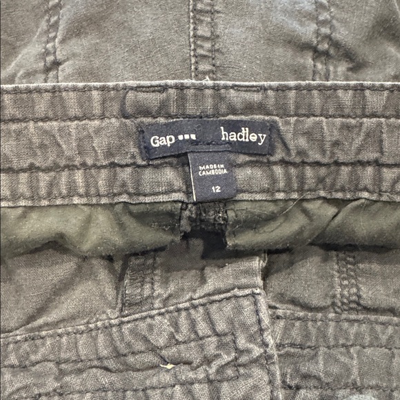 GAP Women's Gray Straight Leg Pants - Picture 4 of 4